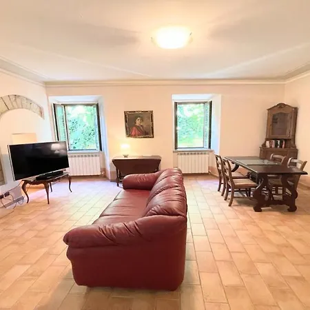 Traditional Town House Central - Car Is Unnecessary - Wifi - Sleeps 10 * Spoleto