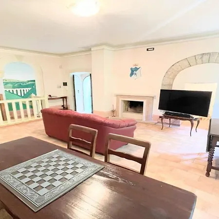 Villa Traditional Town House Central - Car Is Unnecessary - Wifi - Sleeps 10 Spoleto