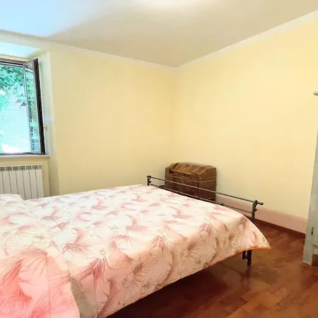Traditional Town House Central - Car Is Unnecessary - Wifi - Sleeps 10 Spoleto